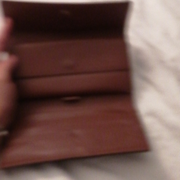 Louis Vuitton Wallet - Picture 2 of 5